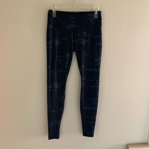 Lululemon WunderUnders- Blue Camo
